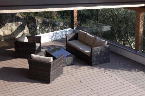 bordo piscina-decking-Arbizzano-wpc-felli-foto 6