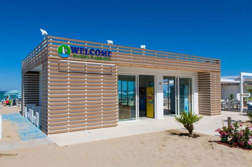 frangisole-rivestimento parete-Tortoreto-wpc-felli-foto 1