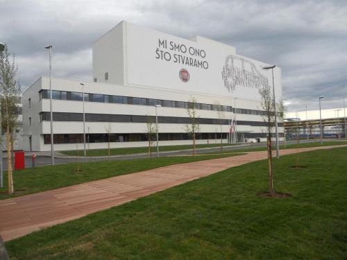 pavimentazione esterna-decking-Fiat-wpc-felli-foto 1