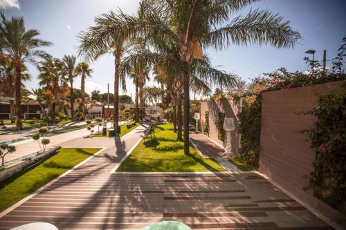 pavimentazione esterna-decking-Mec Paestum Hotel-wpc-felli-foto 1