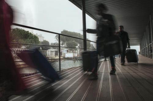 pontile-decking-Venezia-wpc-felli-foto 1