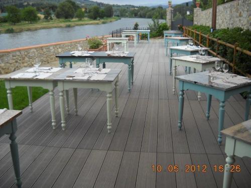 terrazza-decking-Mulino e Villa Olmi-wpc-felli-foto 1